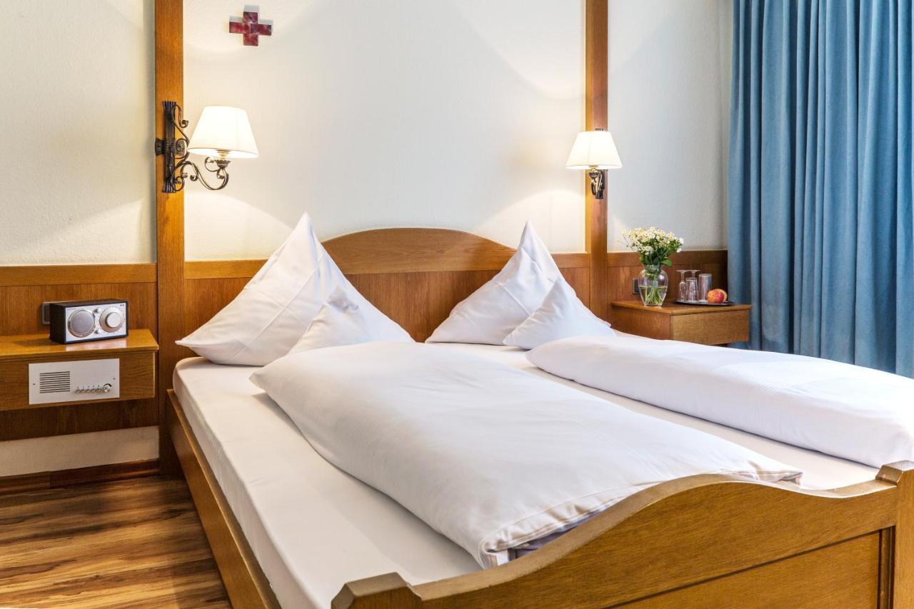 Flair-Hotel Zum Benediktiner Шварцах-ам-Майн Экстерьер фото
