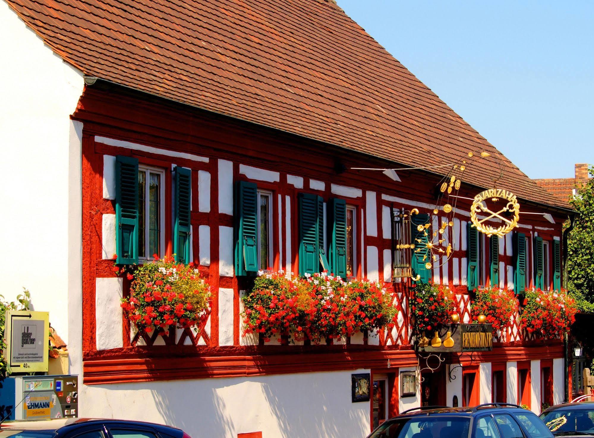Flair-Hotel Zum Benediktiner Шварцах-ам-Майн Экстерьер фото